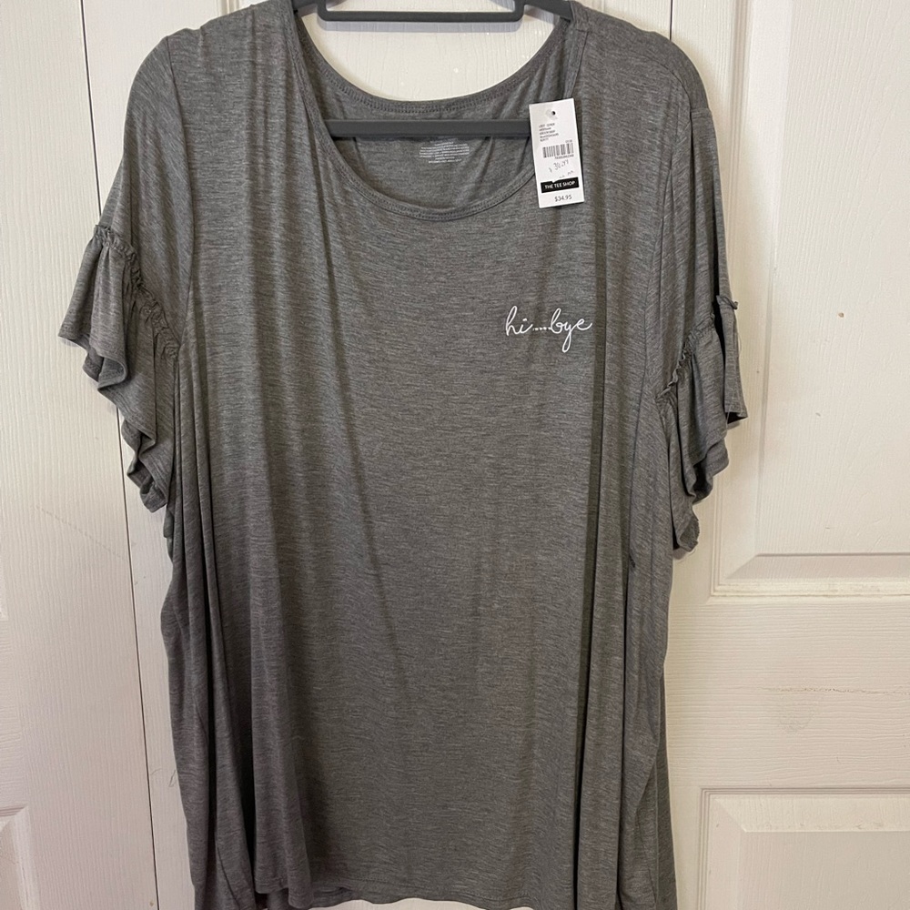 Lane Bryant 26/28 short sleeve grey frilly sleeve tee, hi…bye detail stitch, new
